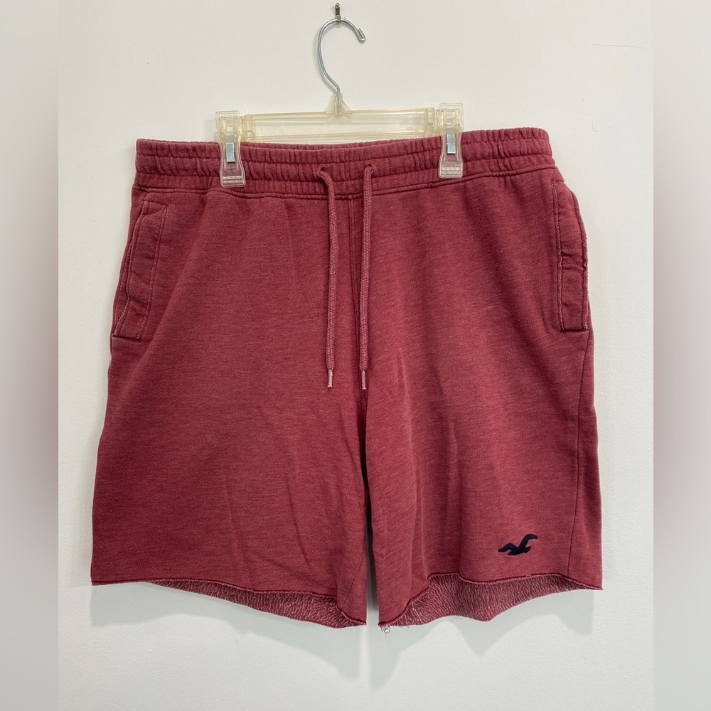 Hollister Men Red Fleece Shorts Size Medium